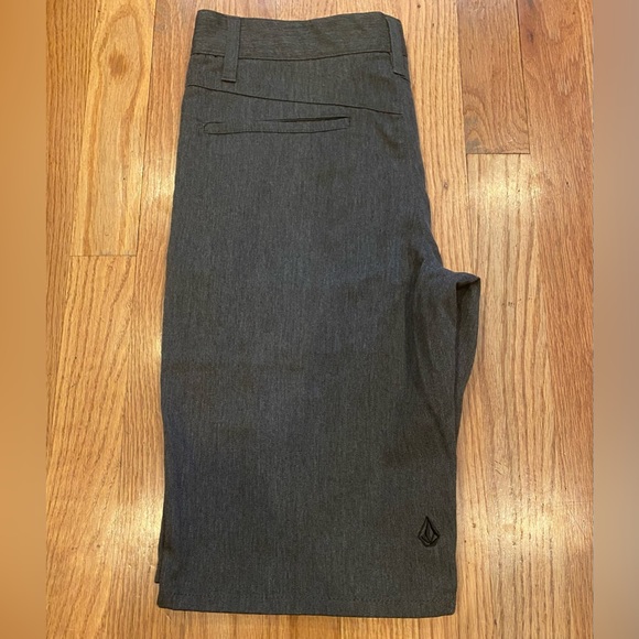 Volcom Shorts boys 28 - Picture 5 of 6